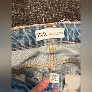 Zara Women's Light Blue Denim Jeans